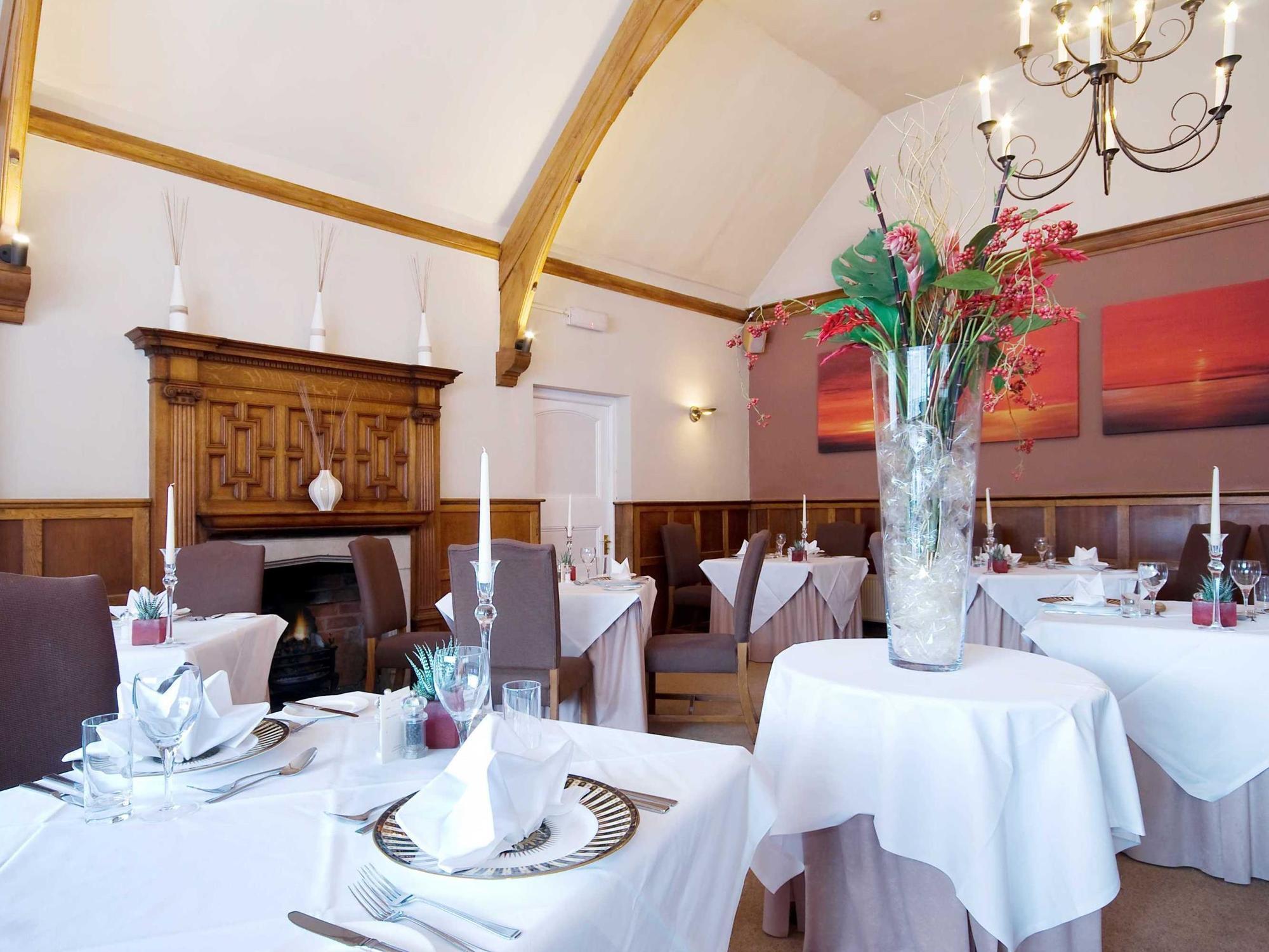 Colwall Park - Hotel, Bar & Restaurant Грейт Малвърн Екстериор снимка